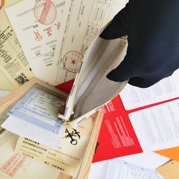 ルイヴィトンバッグ角部分ディテール